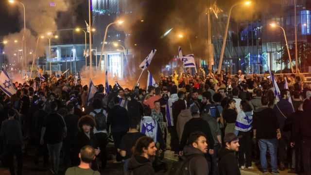 Crisis política en Israel genera fricciones internas, preocupa a sus aliados y pone en duda el apoyo a Netanyahu