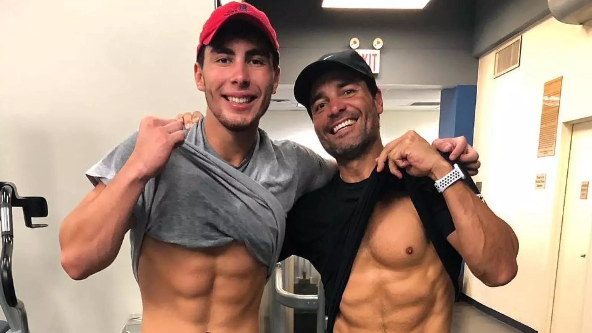 Lorenzo Figueroa confirma con imagen que heredó la belleza de su padre Chayanne