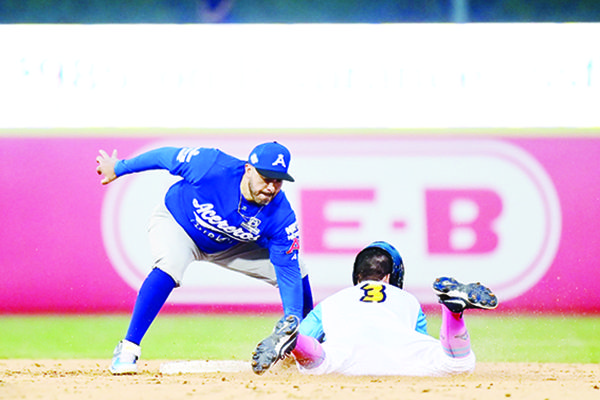 ACEREROS PIERDE SU INVICTO EN SAN ANTONIO, TEXAS.