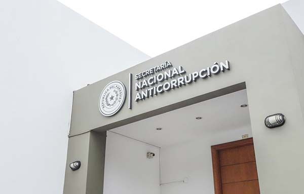 Propone desaparecer secretaría anticorrupción