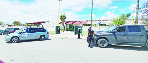 Llevan a PC a mujer sin vida