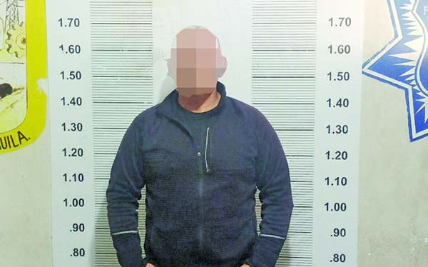 Intenta matar a su mujer a puñaladas