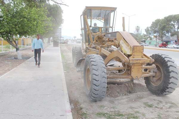 Supervisa Hugo avances en plaza