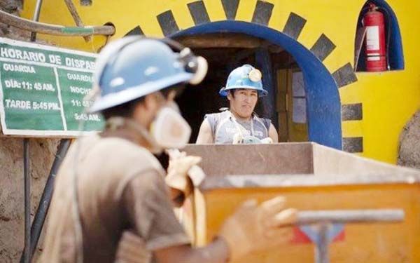 Presentan diputados Reforma a la Minería