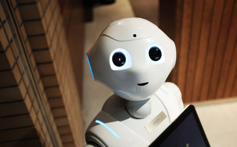 Robots humanoides responderán preguntas de periodistas en conferencia de prensa en Ginebra