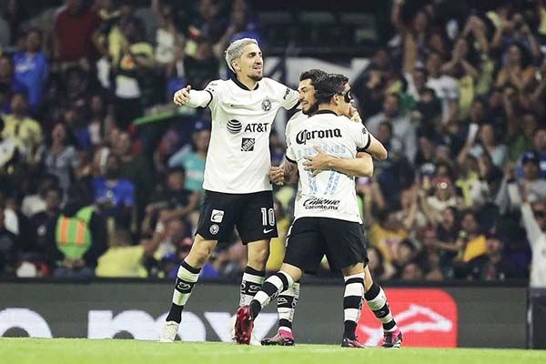 Vence América a Cruz Azul con Zendejas y Henry encendidos