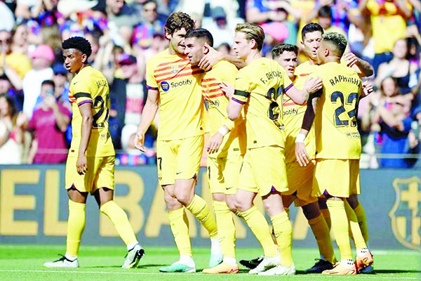 Se aleja el Barcelona en la cima al vencer al Atleti