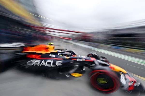 Amenazan de muerte los mexicanos si criticas a Checo Pérez