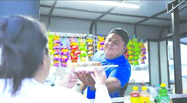 Recomienda Alcalde los negocios locales