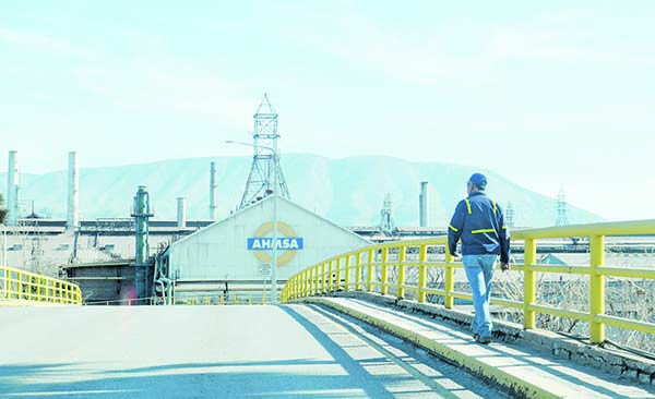 ADVIERTEN RAPIÑA EN AHMSA POR NO PAGAR