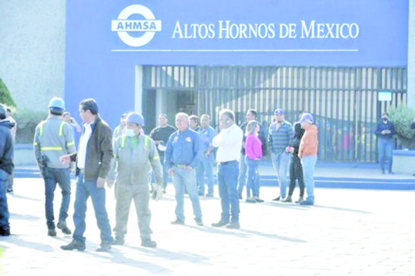 Cubre AHMSA una semana de sueldo