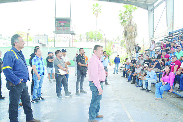 Conservan empleo obreros eventuales