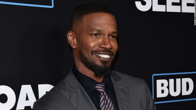 Hospitalizan al actor Jamie Foxx tras una ‘complicación médica’, dice una fuente a CNN