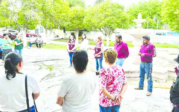 Recorre Ogazón municipio de Parras