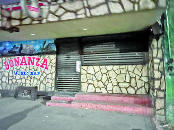 Entre botellazos y riñas clausuran “El Bonzanza”
