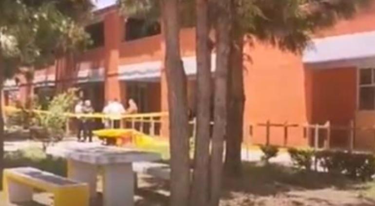 Muere alumna de 13 años tras caer del primer piso de secundaria en EDOMEX