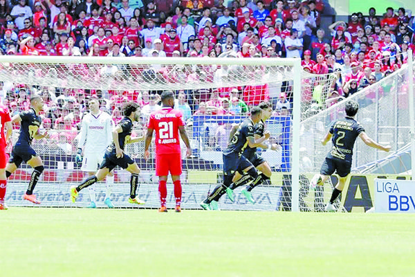 Triunfa Pumas y mantiene viva esperanza en ir al Repechaje