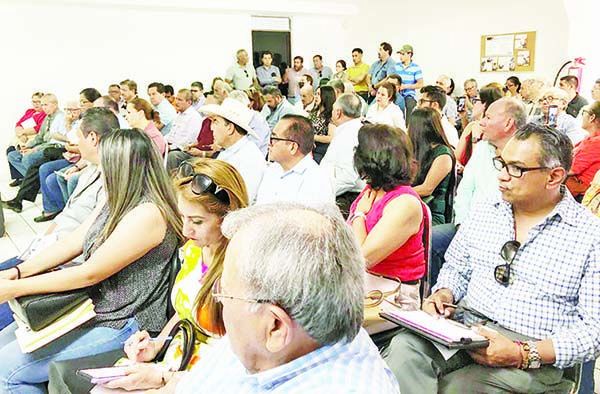 Preparan demanda 150 proveedores de AHMSA