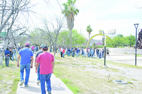 … Otras se van a “pulgas”, venden chorizo a comidas