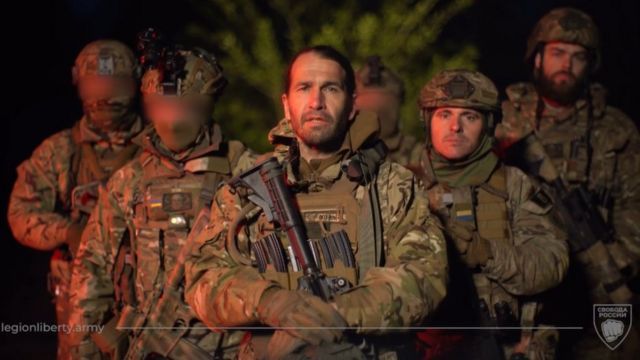 Grupos paramilitares rusos combaten contra Putin desde Ucrania