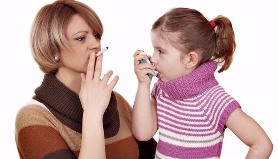 Niños fumadores pasivos: hasta un 70% mayor riesgo de infecciones en las vías respiratorias