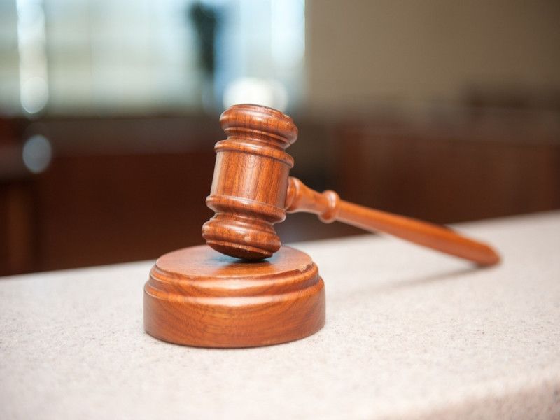 Mujer pide el divorcio y se entera que su marido siempre fue millonario