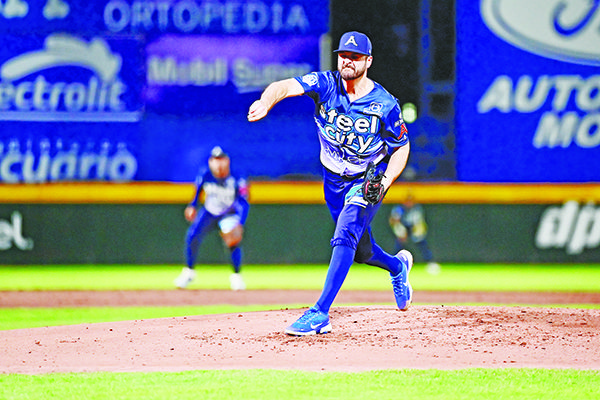 Acereros silencia a Mariachis