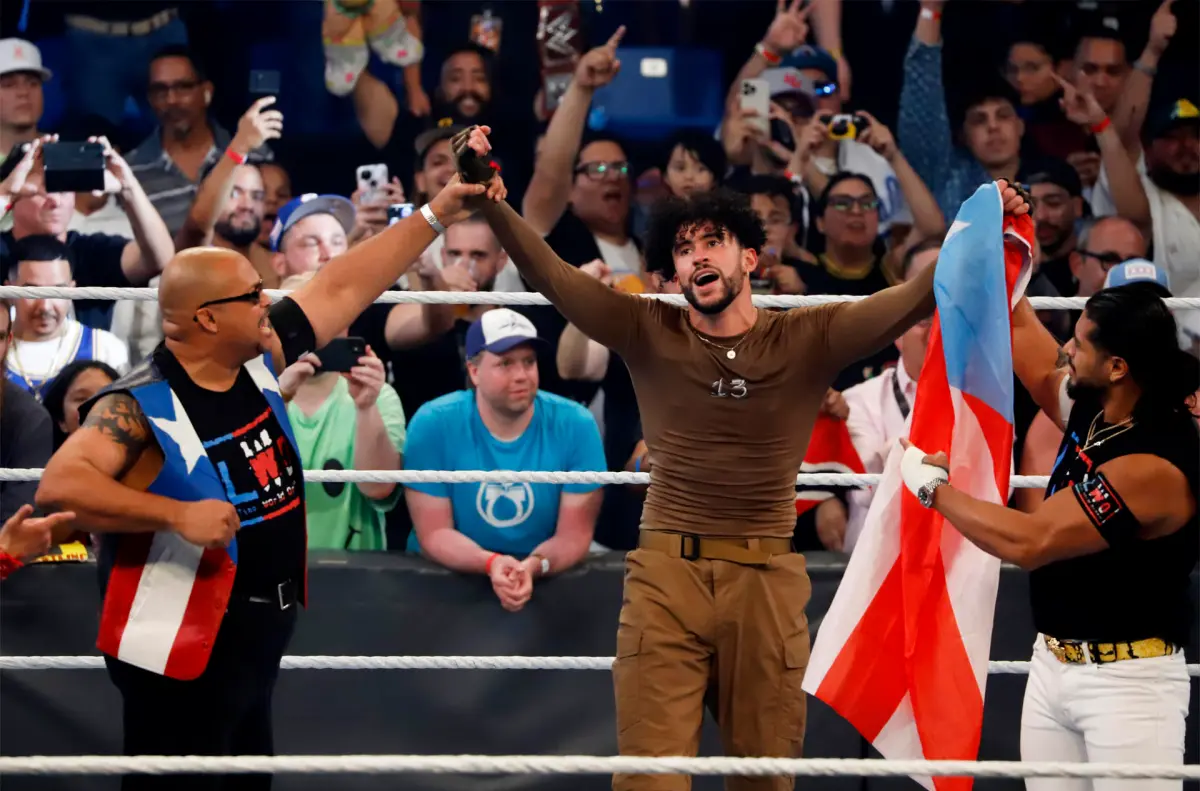 Bad Bunny compartió fotos de las heridas que le dejó su lucha en WWE Backlash
