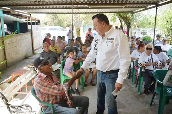 Piden ciudadanos a Chuma salud, empleo y seguridad