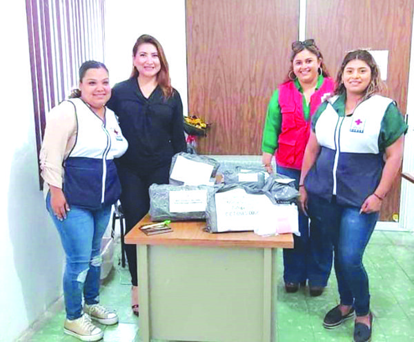 Responden estudiantes a colecta de Cruz Roja