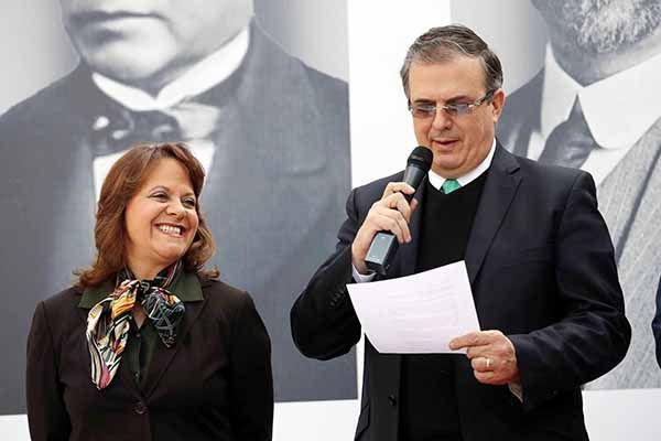 Deja Delgado la subsecretaría