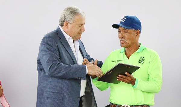 Reconoce Saltillo a sus empleados municipales
