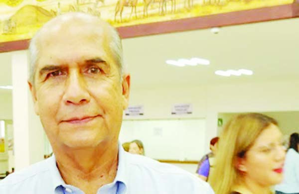Alcalde revisa medidas irregulares en callejón