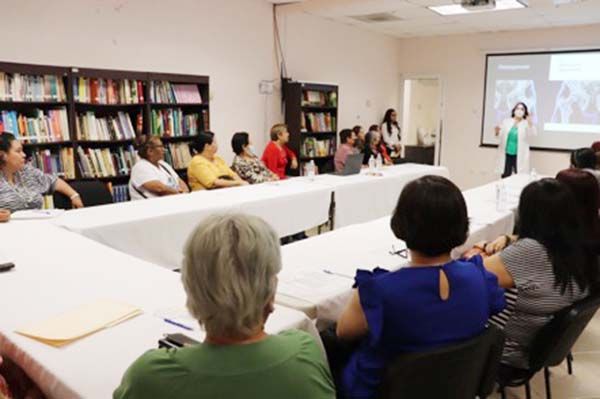 Participa ICM en jornada de osteoporosis