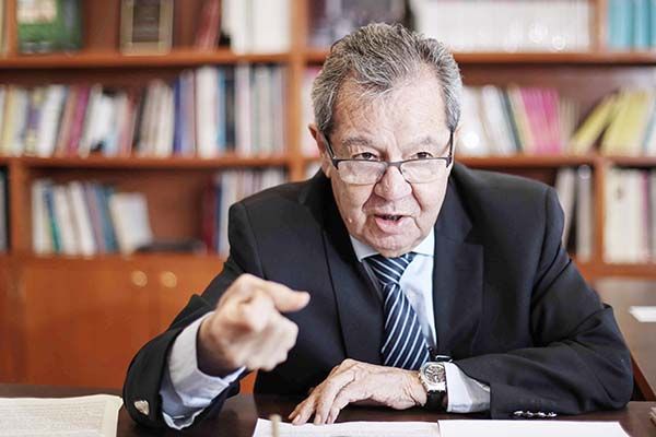La 4T «mastica migrantes» para entregarlos a EU: Muñoz Ledo
