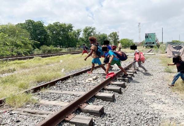Confirman arribo de 200 migrantes en tren a PN