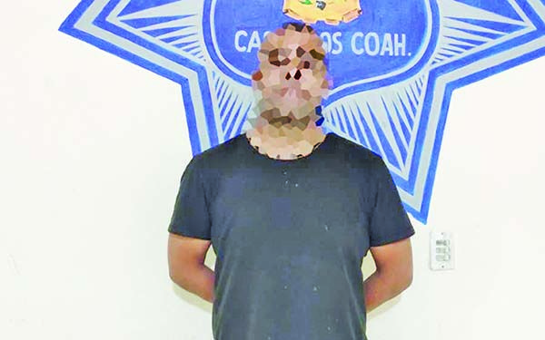 Asegura policía a sujeto escandaloso