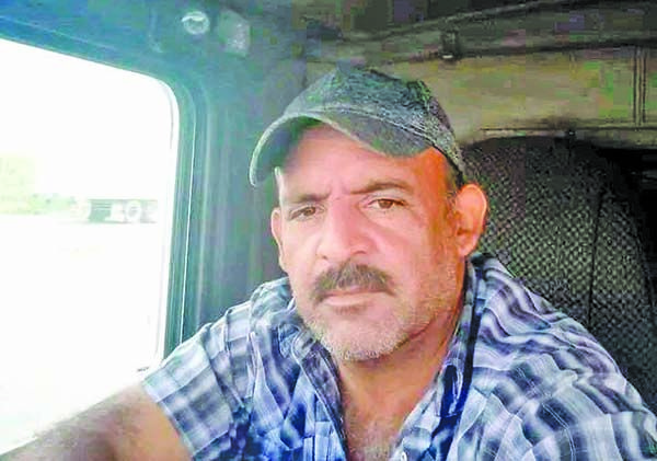 Desaparece trailero castañense en la 57