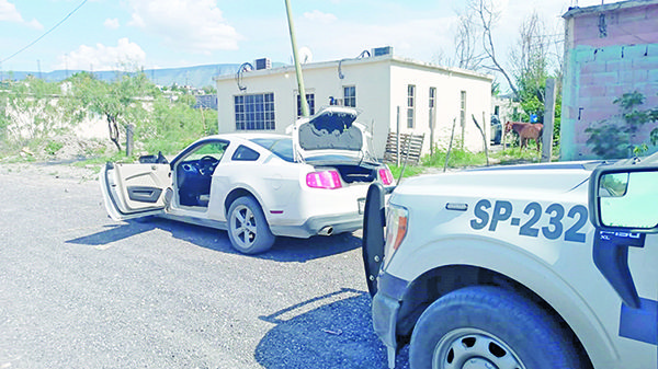 Recuperan Mustang con reporte de robo