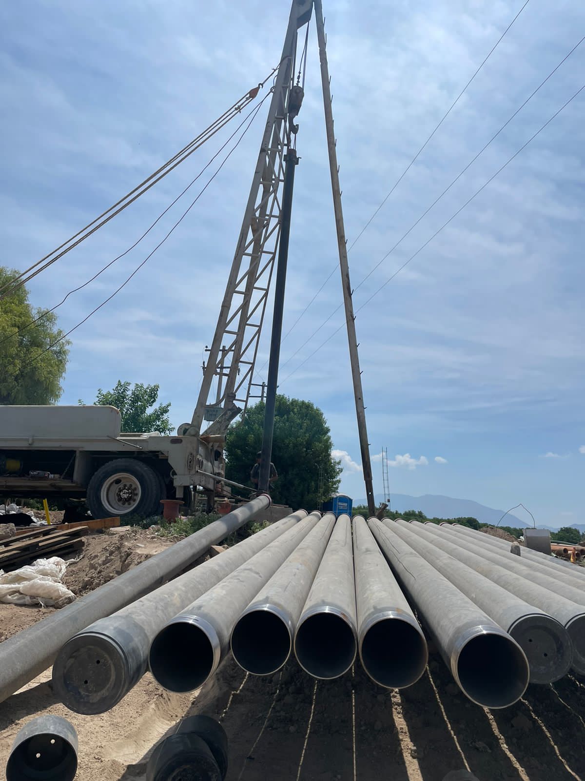 TRABAJA COMPARA EN LA CONEXIÓN DOS NUEVOS POZOS DE AGUA