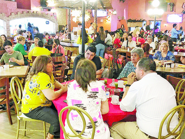 Tienen restaurantes ventas “con madre”