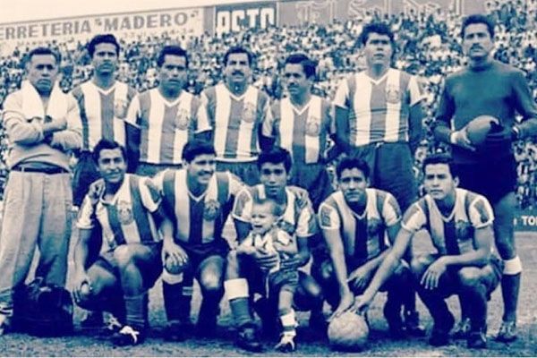 Chivas, del ‘ya merito’ al ‘Campeonísimo’