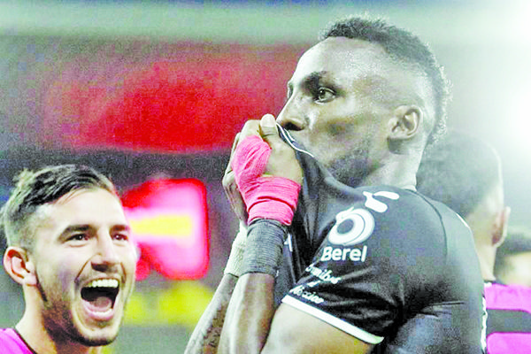 Atlas da primer golpe a Chivas en Clásico de Liguilla