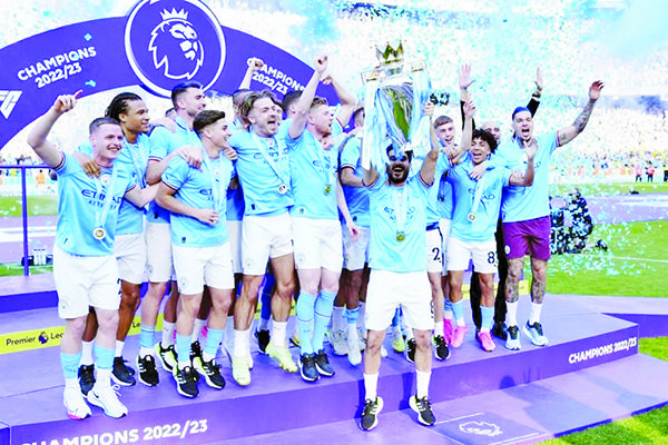 Celebra Manchester City su título con un triunfo