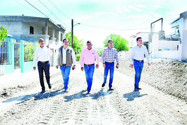 Avanza pavimentación en la colonia Barrera