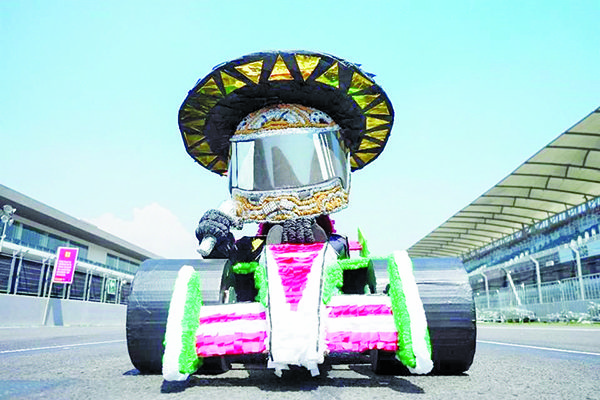 Invita GP de CDMX a crear piñatas