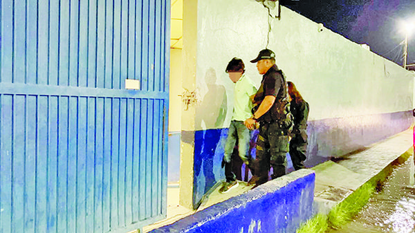 Detienen a Isaí por “vagancia”