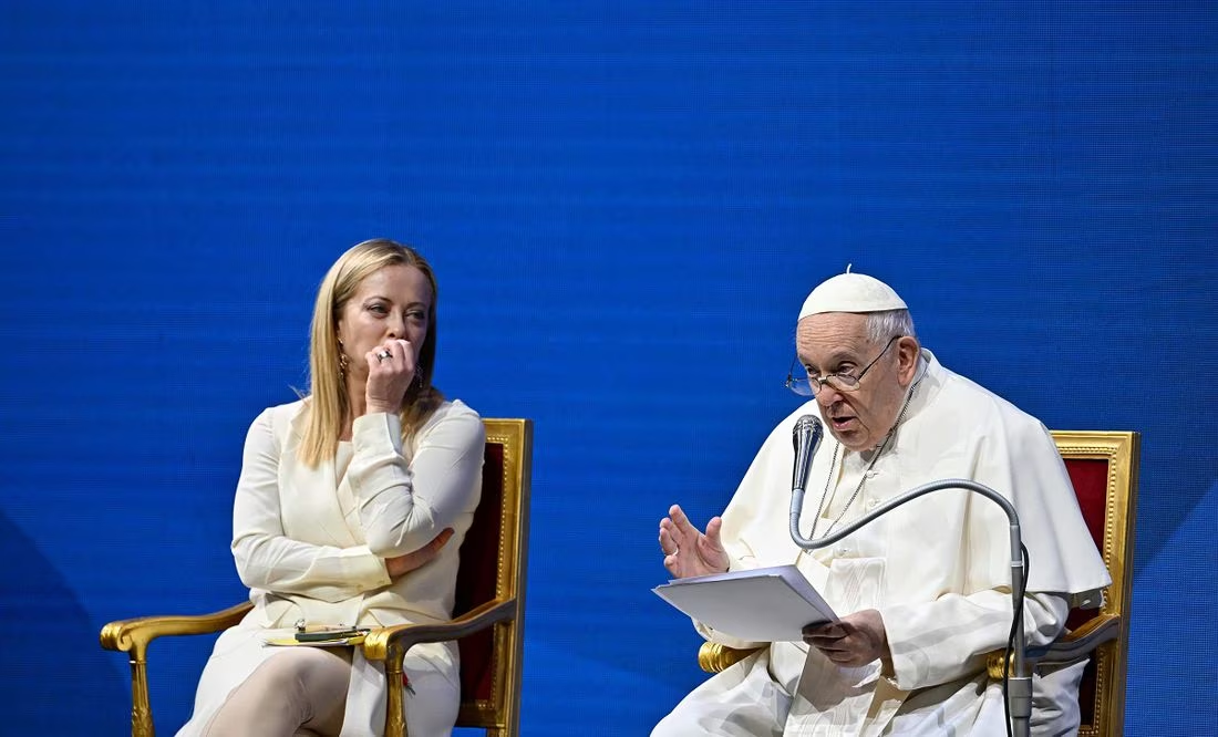 Papa Francisco se une a primer ministra Meloni e insta a italianos a tener más hijos, no mascotas