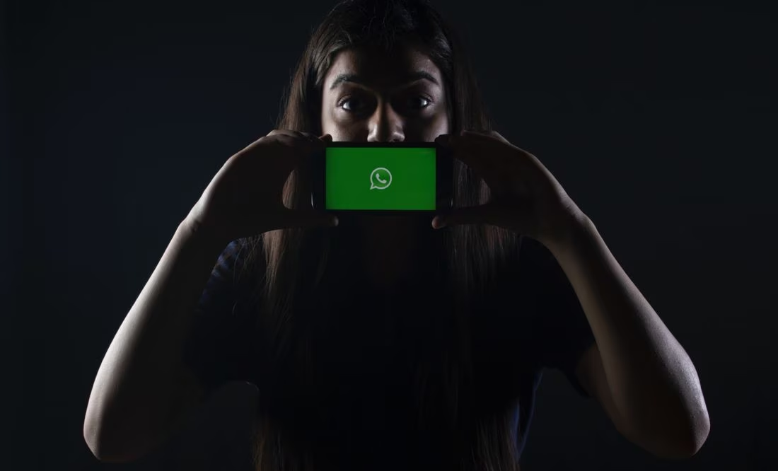 Cómo saber si tu pareja está hablando por WhatsApp con alguien más
