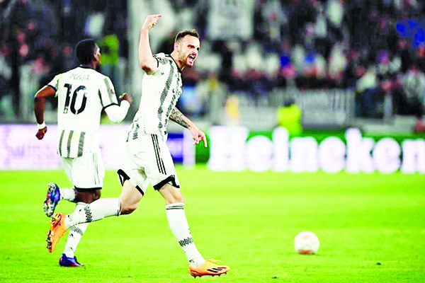 Rescata Juventus empate ante Sevilla en Europa League